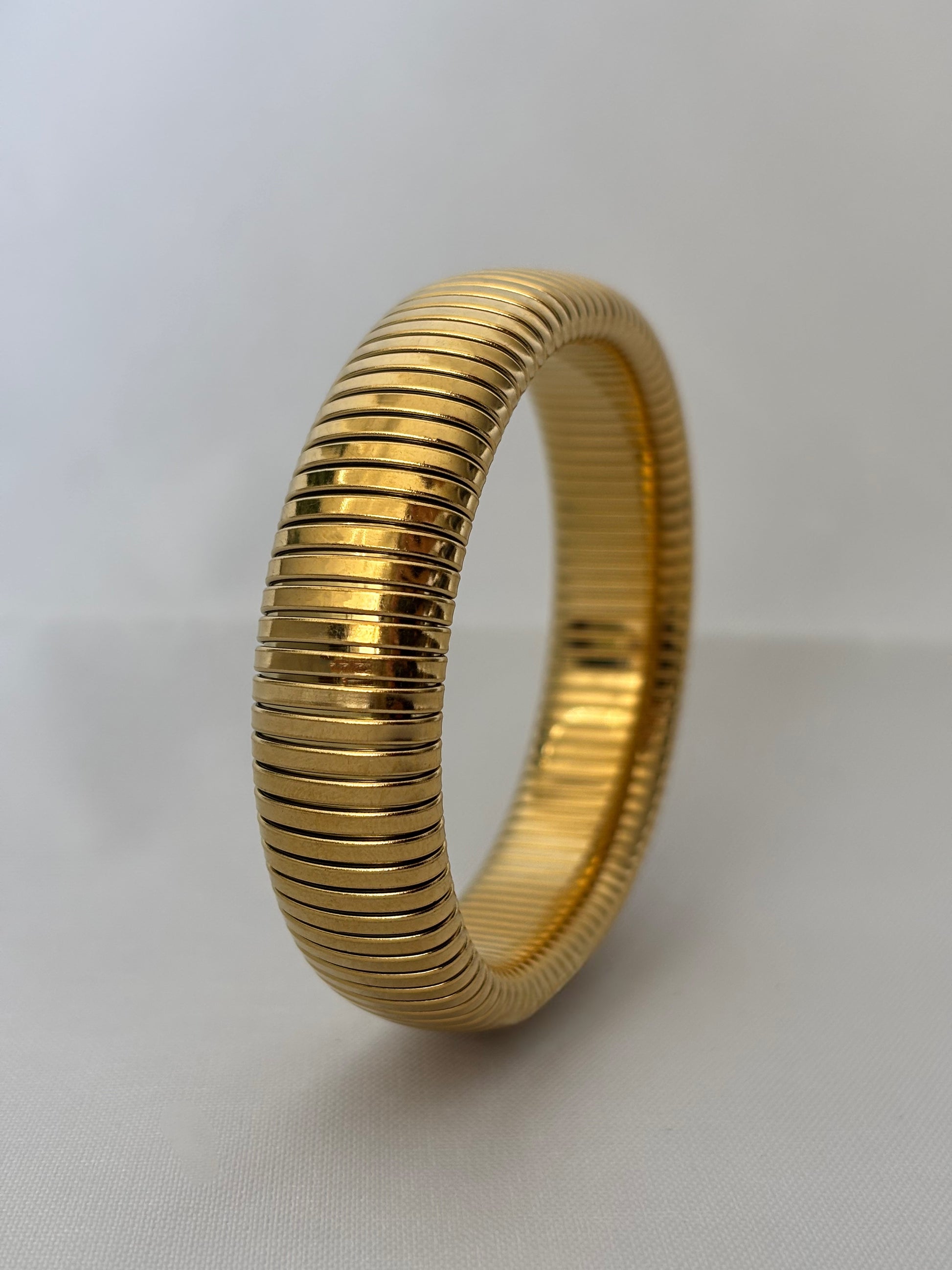Ember Cuff 16mm