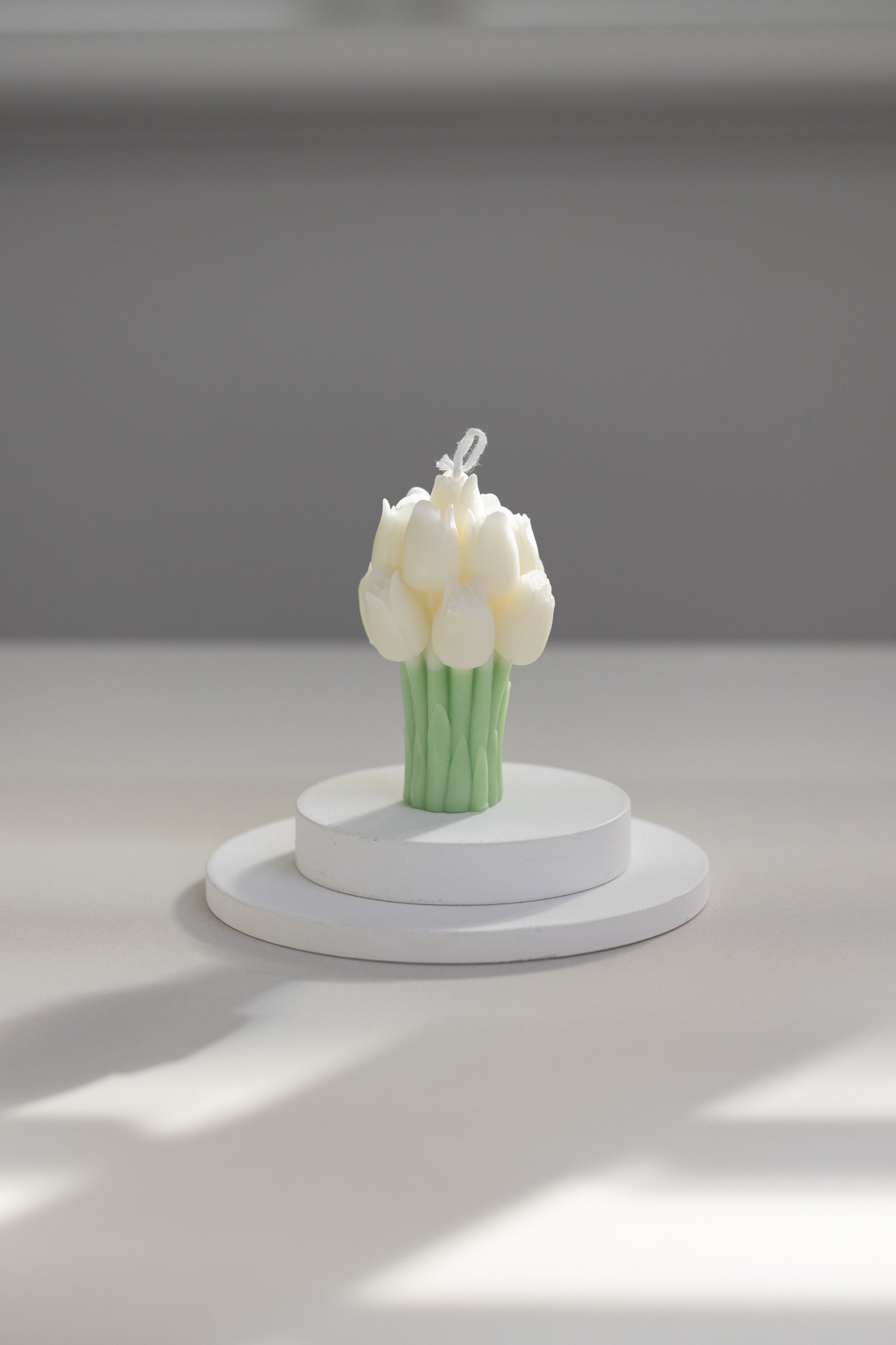 Tulip Candle White