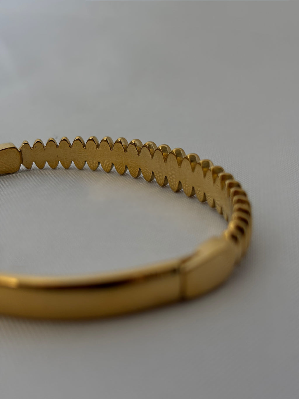 Lune Cuff