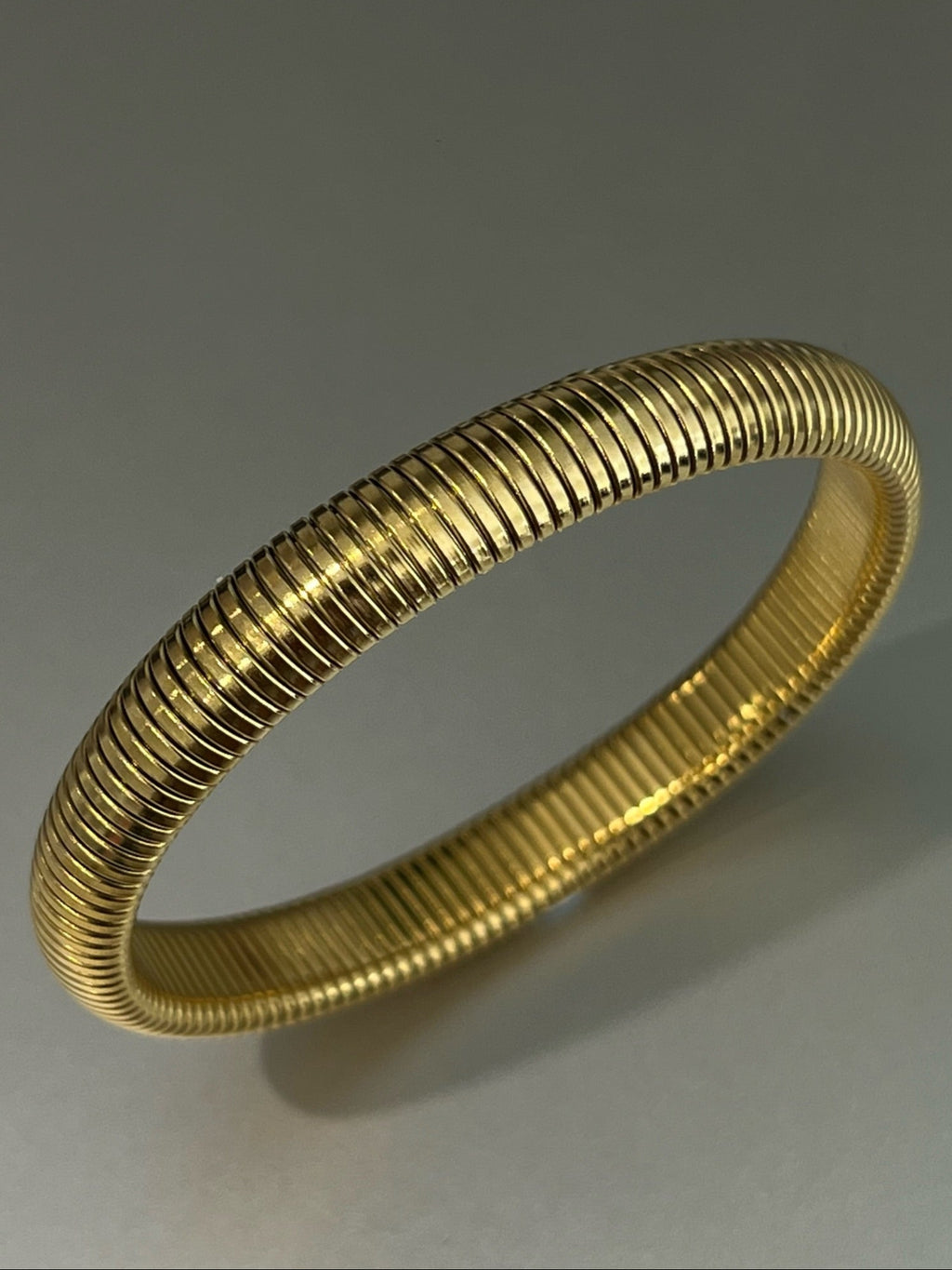 EverLuxe Gold Bracelet Ember Cuff 10mm | Tarnish Resistant | Waterproof | Hypoallergenic 